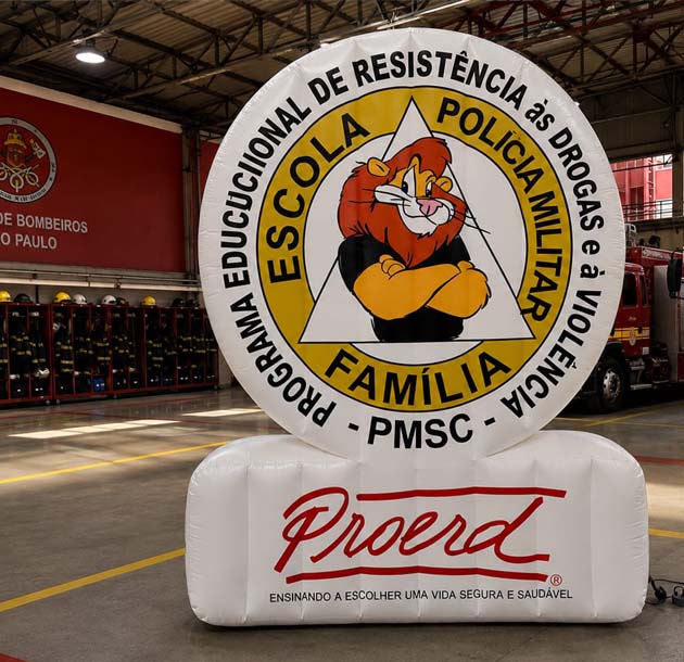 Mascote inflável promocional